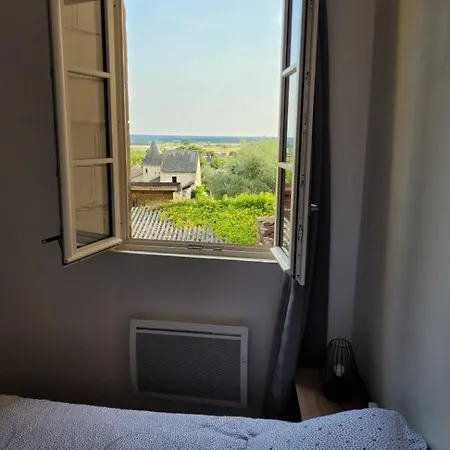 La Petite Montagne * Le Puy-Notre-Dame